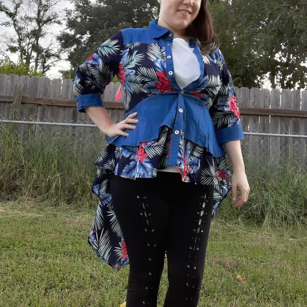 NWT La Reyna Tropical Buttonup Waistcoat